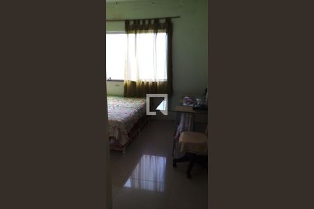Casa à venda com 180m², 4 quartos e 3 vagas