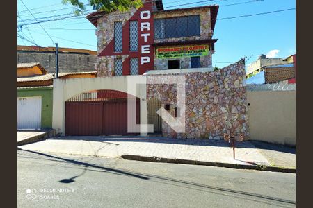 Casa à venda com 384m², 0 quarto e 10 vagas