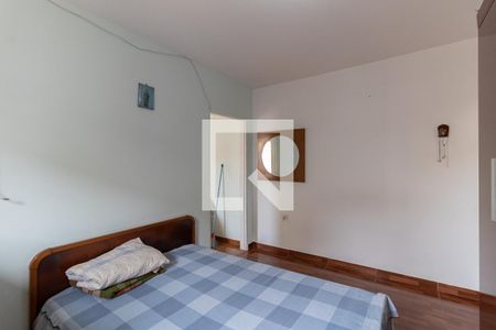 Casa à venda com 206m², 5 quartos e sem vaga Casa à venda com 206m², 5 quartos e sem vagaQuarto da Casa 2