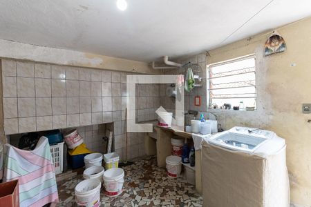 Casa à venda com 206m², 5 quartos e sem vaga Casa à venda com 206m², 5 quartos e sem vagaGaragem