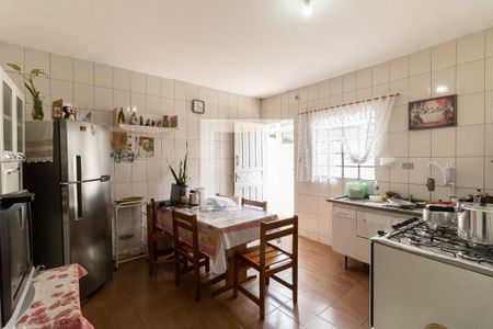 Casa à venda com 206m², 5 quartos e sem vaga Casa à venda com 206m², 5 quartos e sem vagaCozinha da Casa 2