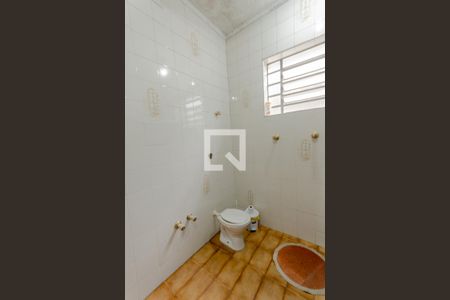 Casa à venda com 255m², 3 quartos e 2 vagas Casa à venda com 255m², 3 quartos e 2 vagasBanheiro da Suíte