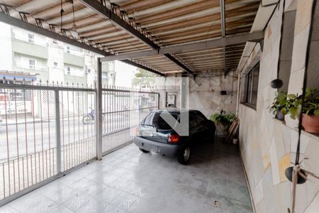 Casa à venda com 255m², 3 quartos e 2 vagas Casa à venda com 255m², 3 quartos e 2 vagasGaragem