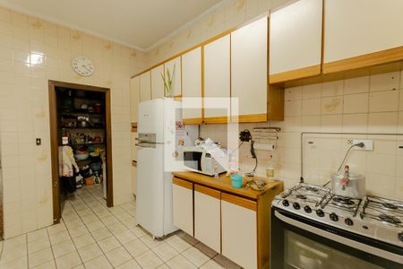 Casa à venda com 255m², 3 quartos e 2 vagas Casa à venda com 255m², 3 quartos e 2 vagasCozinha