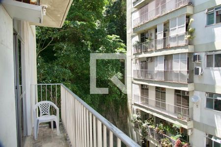 Apartamento à venda com 138m², 4 quartos e 3 vagas Apartamento à venda com 138m², 4 quartos e 3 vagasQuarto 3 varanda