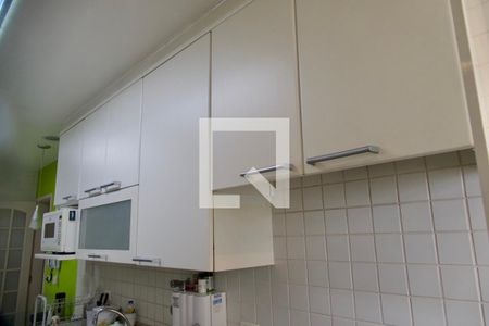 Apartamento à venda com 138m², 4 quartos e 3 vagas Apartamento à venda com 138m², 4 quartos e 3 vagasCozinha