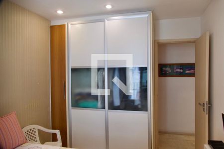 Apartamento à venda com 138m², 4 quartos e 3 vagas Apartamento à venda com 138m², 4 quartos e 3 vagasQuarto 2