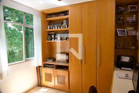 Apartamento à venda com 138m², 4 quartos e 3 vagas Apartamento à venda com 138m², 4 quartos e 3 vagasQuarto 1