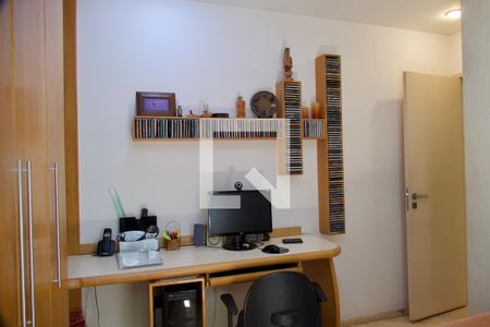 Apartamento à venda com 138m², 4 quartos e 3 vagas Apartamento à venda com 138m², 4 quartos e 3 vagasQuarto 1