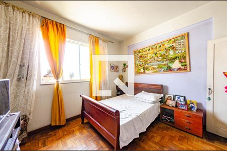 Casa à venda com 207m², 5 quartos e 4 vagas