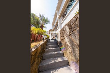 Casa à venda com 207m², 5 quartos e 4 vagas