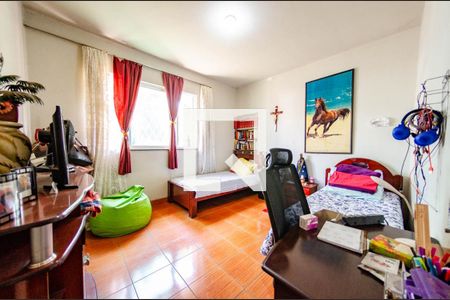 Casa à venda com 207m², 5 quartos e 4 vagas