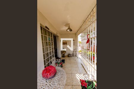 Casa à venda com 207m², 5 quartos e 4 vagas