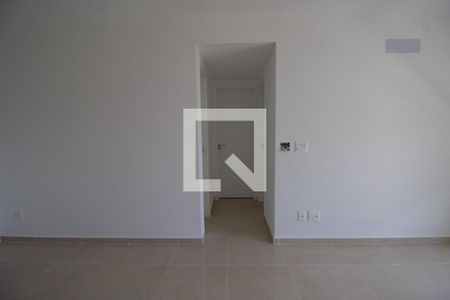 Sala de apartamento para alugar com 3 quartos, 75m² em Recreio dos Bandeirantes, Rio de Janeiro