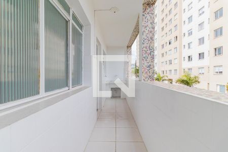 Apartamento à venda com 96m², 2 quartos e sem vaga Apartamento à venda com 96m², 2 quartos e sem vagaVaranda - Lavanderia