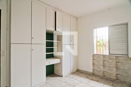 Casa à venda com 200m², 4 quartos e 5 vagas Casa à venda com 200m², 4 quartos e 5 vagasQuarto 3