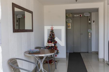 Apartamento à venda com 50m², 2 quartos e 1 vaga Apartamento à venda com 50m², 2 quartos e 1 vagaHall social