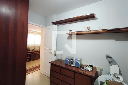 Apartamento à venda com 139m², 3 quartos e 3 vagas Apartamento à venda com 139m², 3 quartos e 3 vagasQuarto 1