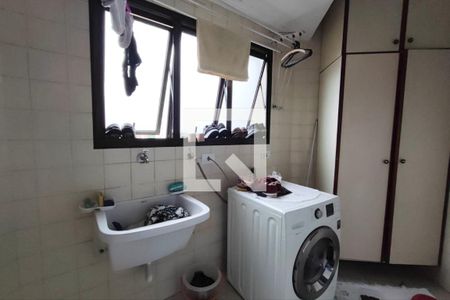 Apartamento à venda com 139m², 3 quartos e 3 vagas Apartamento à venda com 139m², 3 quartos e 3 vagasÁrea de Serviço