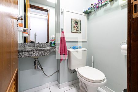 Casa à venda com 168m², 3 quartos e 4 vagas Casa à venda com 168m², 3 quartos e 4 vagasSala de Jantar - Lavabo