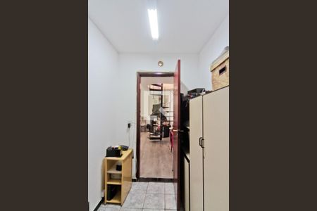 Casa à venda com 144m², 2 quartos e 2 vagas Casa à venda com 144m², 2 quartos e 2 vagasEscritório