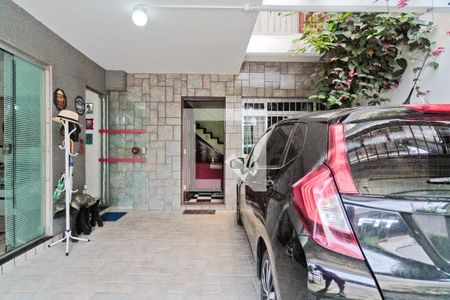 Casa à venda com 144m², 2 quartos e 2 vagas Casa à venda com 144m², 2 quartos e 2 vagasGaragem