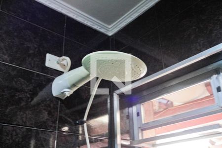 Casa à venda com 144m², 2 quartos e 2 vagas Casa à venda com 144m², 2 quartos e 2 vagasBanheiro