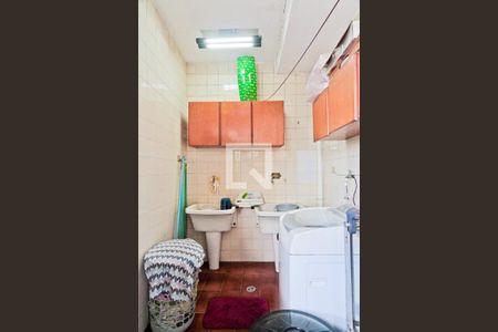 Casa à venda com 144m², 2 quartos e 2 vagas Casa à venda com 144m², 2 quartos e 2 vagasÁrea de Serviço