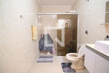 Casa à venda com 170m², 3 quartos e 2 vagasBanheiro da Suíte 2