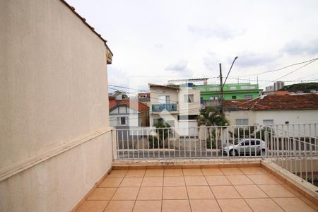 Casa à venda com 170m², 3 quartos e 2 vagasVaranda