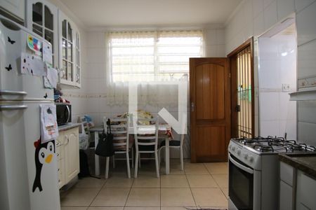 Casa à venda com 170m², 3 quartos e 2 vagasCozinha