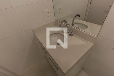 Apartamento à venda com 96m², 3 quartos e 3 vagasDetalhe do Banheiro da Suite