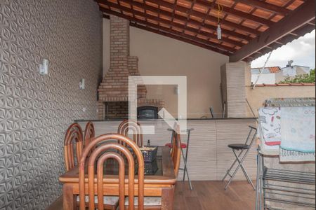 Casa à venda com 229m², 4 quartos e 4 vagas Casa à venda com 229m², 4 quartos e 4 vagasChurrasqueira