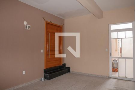 Casa à venda com 229m², 4 quartos e 4 vagas Casa à venda com 229m², 4 quartos e 4 vagasGaragem