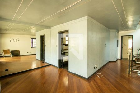 Sala de casa de condomínio para alugar com 3 quartos, 150m² em Jardim Lambreta, Cotia