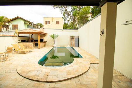 Vista da Sala de casa de condomínio para alugar com 3 quartos, 150m² em Jardim Lambreta, Cotia