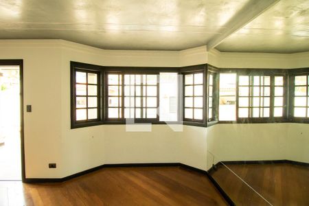 Sala de casa de condomínio para alugar com 3 quartos, 150m² em Jardim Lambreta, Cotia