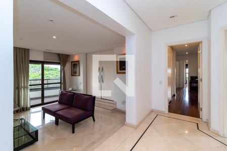 Apartamento à venda com 291m², 4 quartos e 4 vagas Apartamento à venda com 291m², 4 quartos e 4 vagasHall de entrada