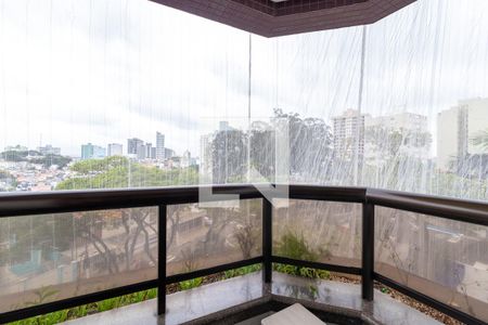 Apartamento à venda com 291m², 4 quartos e 4 vagas Apartamento à venda com 291m², 4 quartos e 4 vagasVaranda da Suíte 3