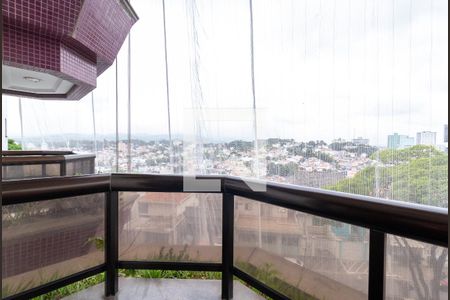 Apartamento à venda com 291m², 4 quartos e 4 vagas Apartamento à venda com 291m², 4 quartos e 4 vagasVaranda da Suíte 3