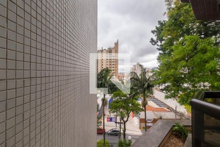 Apartamento à venda com 291m², 4 quartos e 4 vagas Apartamento à venda com 291m², 4 quartos e 4 vagasVista da Sala de TV