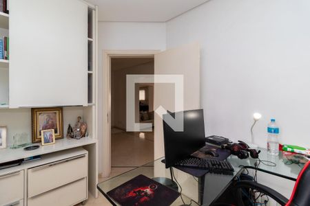 Apartamento à venda com 291m², 4 quartos e 4 vagas Apartamento à venda com 291m², 4 quartos e 4 vagasEscritório / Quarto 4
