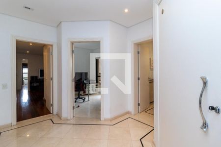 Apartamento à venda com 291m², 4 quartos e 4 vagas Apartamento à venda com 291m², 4 quartos e 4 vagasHall de entrada