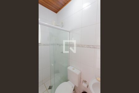 Casa à venda com 360m², 3 quartos e 2 vagas Casa à venda com 360m², 3 quartos e 2 vagasBanheiro de Serviço