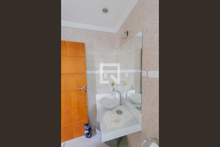 Casa à venda com 360m², 3 quartos e 2 vagas Casa à venda com 360m², 3 quartos e 2 vagasBanheiro da Suíte 2