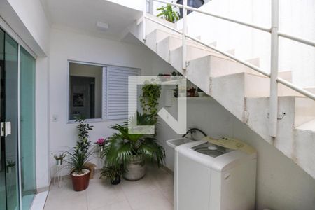 Casa à venda com 320m², 4 quartos e 2 vagas Casa à venda com 320m², 4 quartos e 2 vagasÁrea de Serviço