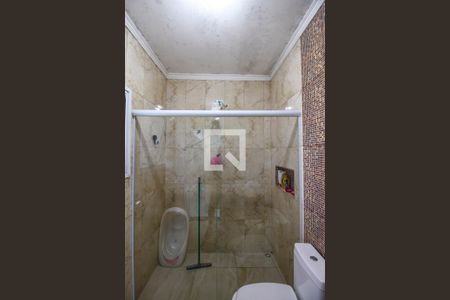 Casa à venda com 320m², 4 quartos e 2 vagas Casa à venda com 320m², 4 quartos e 2 vagasBanheiro