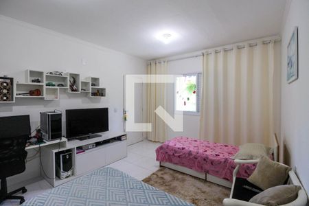 Casa à venda com 320m², 4 quartos e 2 vagas Casa à venda com 320m², 4 quartos e 2 vagasQuarto 1