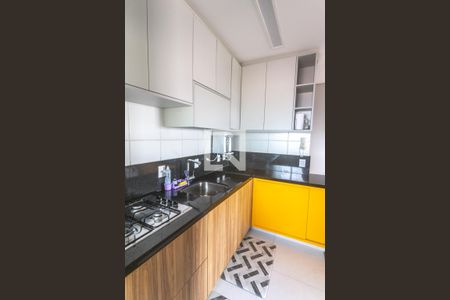 Apartamento à venda com 72m², 2 quartos e 2 vagas Apartamento à venda com 72m², 2 quartos e 2 vagasCozinha