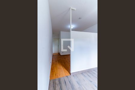 Corredor Cozinha/Quarto de casa para alugar com 1 quarto, 35m² em Vila Universitaria, São Paulo